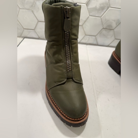 Sam Edelman Jalissa Army Green Waterproof Puffer Boots Leather & Fabric Size 6.5 - Picture 2 of 11